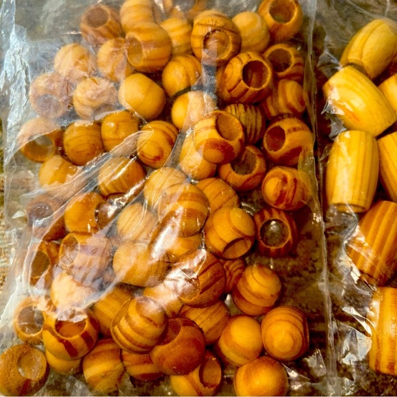 WILLBOND 10 Pieces Macrame Wooden Beads Loose Beads with 10 mm Large Hole - Picture 2 of 6